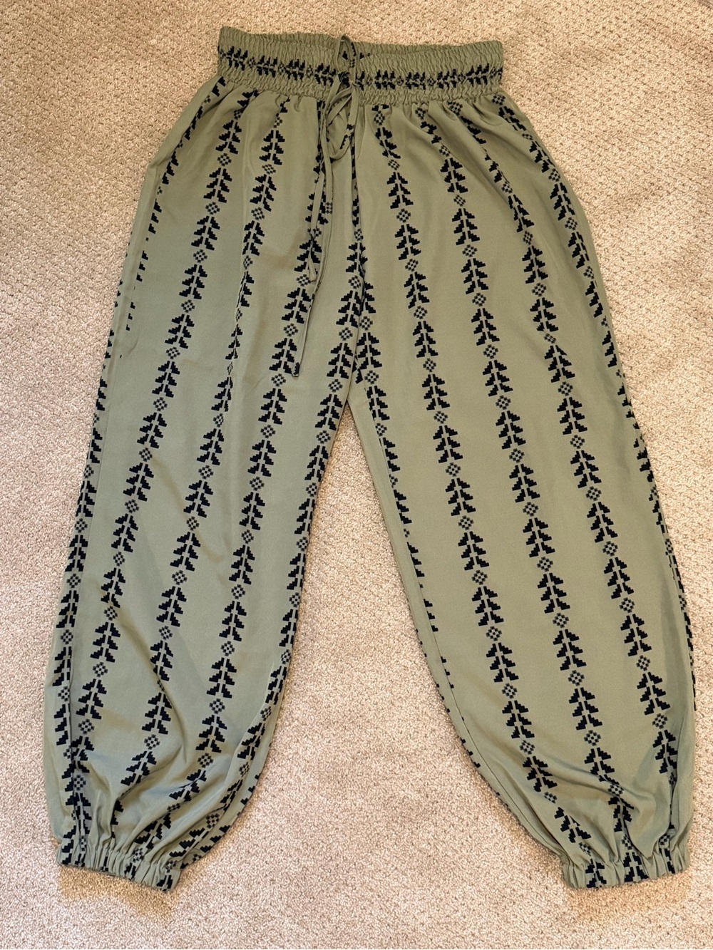 SHEIN Olive Green Harem Pants with Black Pattern